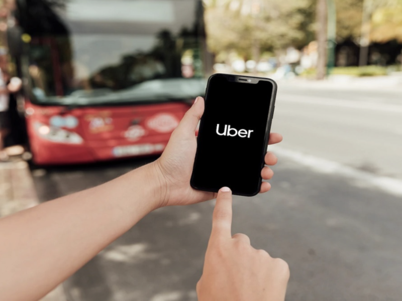 70 years old Uber Driver Earns Rs 26 Lakh by Canceling Rides Read Complete Story here